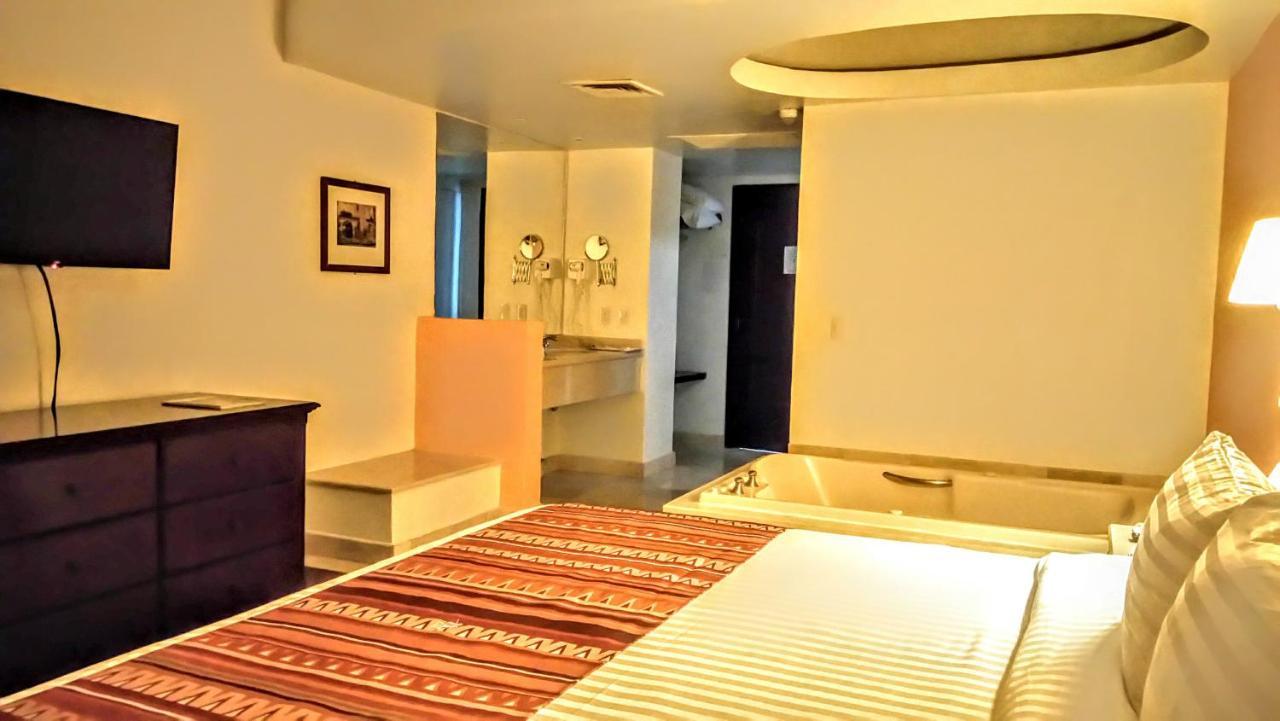 Hg Hotel Zapopan Zewnętrze zdjęcie